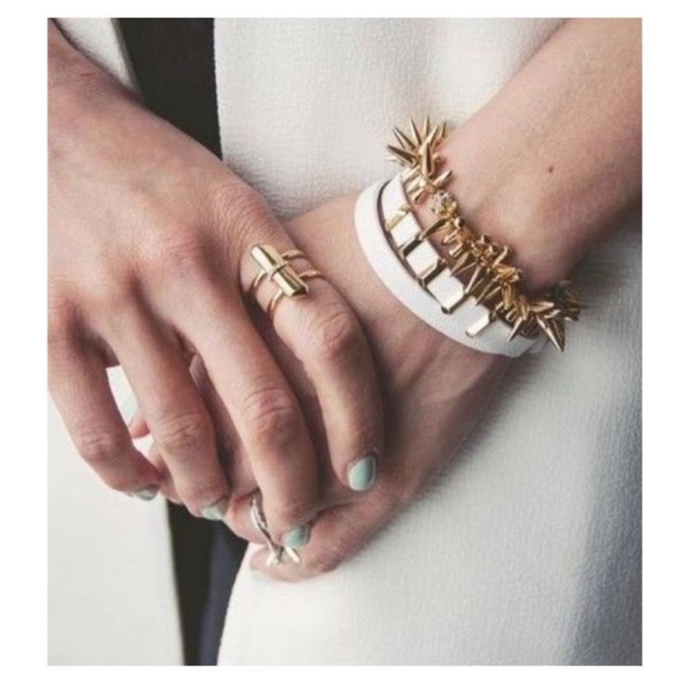 Stella & Dot Remy White Leather With Gold Tone Studs Buckle Wrap Bracelet